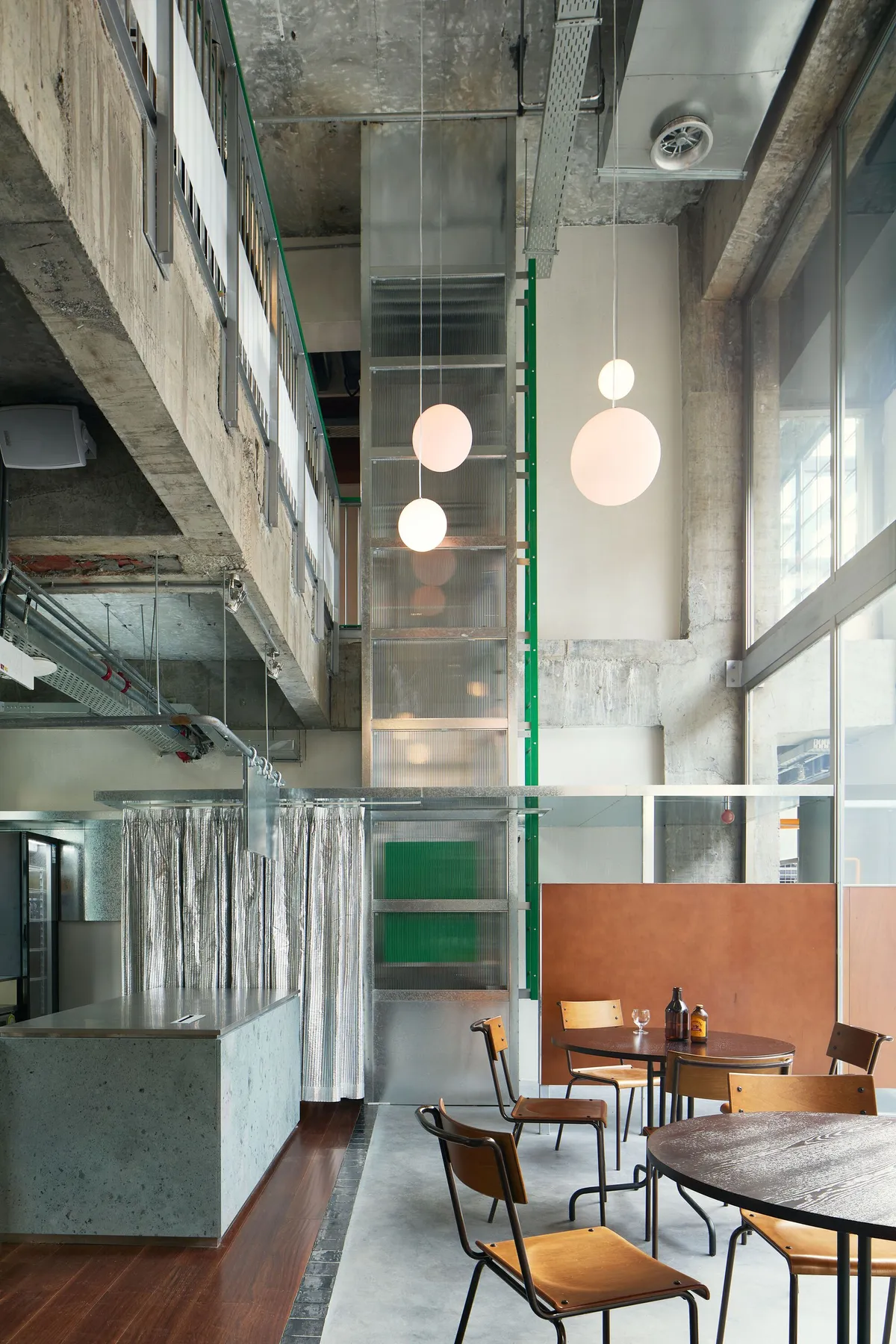 amass Threads a Yunnan Restaurant Through the Bones of a Chengdu Commercial Complex