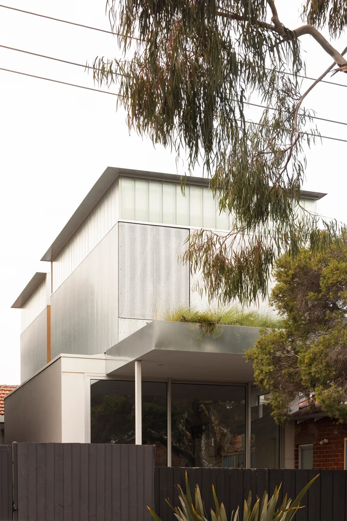 Office MI-JI Lifts Bedrooms and a Garden Above a Saint Kilda East Bungalow