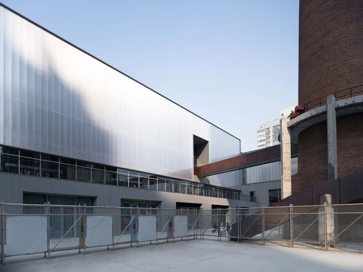 Nomos Architects Wraps a Defunct Xi'an Boiler Station in Polycarbonate to Create an Art Community