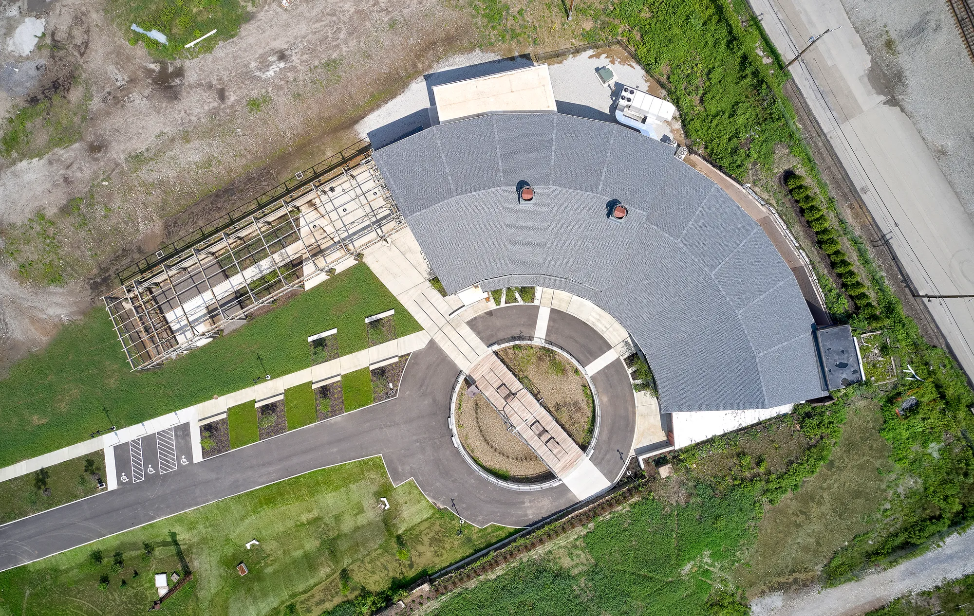 GBBN Converts an 1887 Pittsburgh Roundhouse into a LEED Gold Co-Working Campus