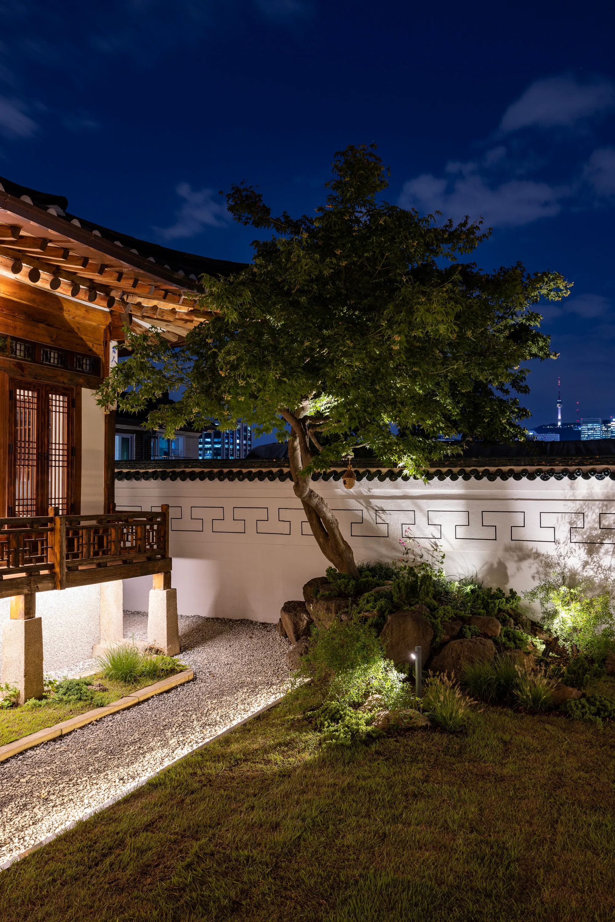 Creative Studio Unravel Revives a 1930s Bukchon Hanok as an Intimate Guesthouse in Seoul