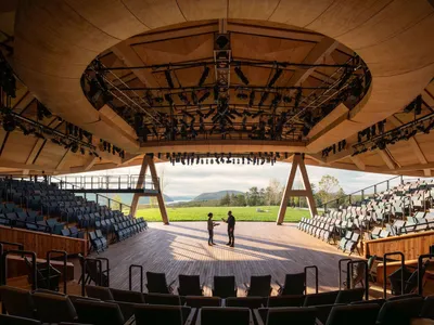 Studio Gang Gives Hudson Valley Shakespeare a Permanent Stage Framed by Mountains