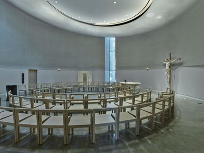 Trahan Architects Wraps Louisiana's First CLT Structure in Handmade Italian Brick for Loyola's New Chapel