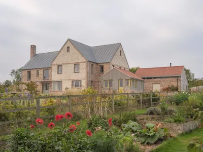 Ashworth Parkes Architects Build a Contemporary Farmhouse That Feels Like It Has Always Been There