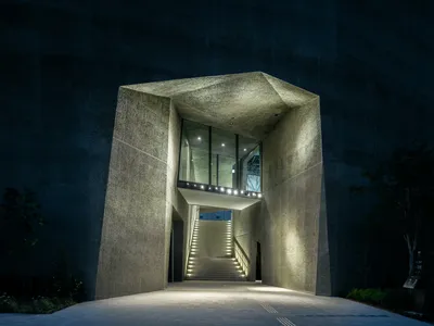 TAISEI DESIGN Sculpts a Concrete Landform on the Kobe Waterfront to House an Aquarium and Food Hall