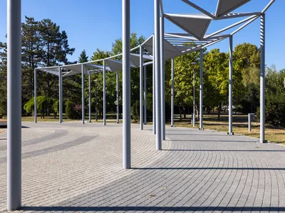 MZ Studio Architecture Gives a Serbian City Park Its Own Sun, Built from Steel, Water, and Pebbles