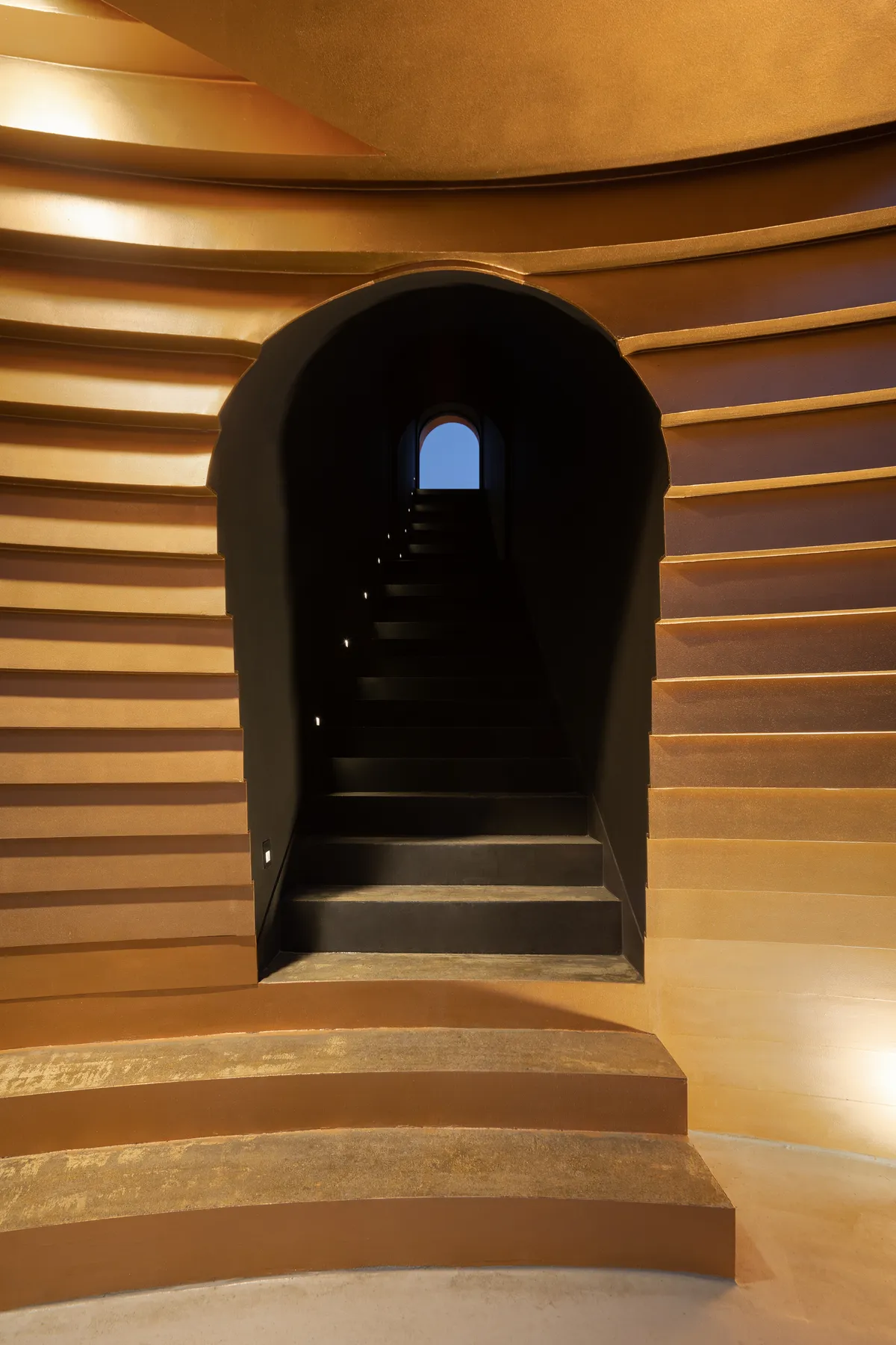 Moon Hoon Carves a Diagonal Staircase Through a 1980s Seoul Building to Unlock City Views