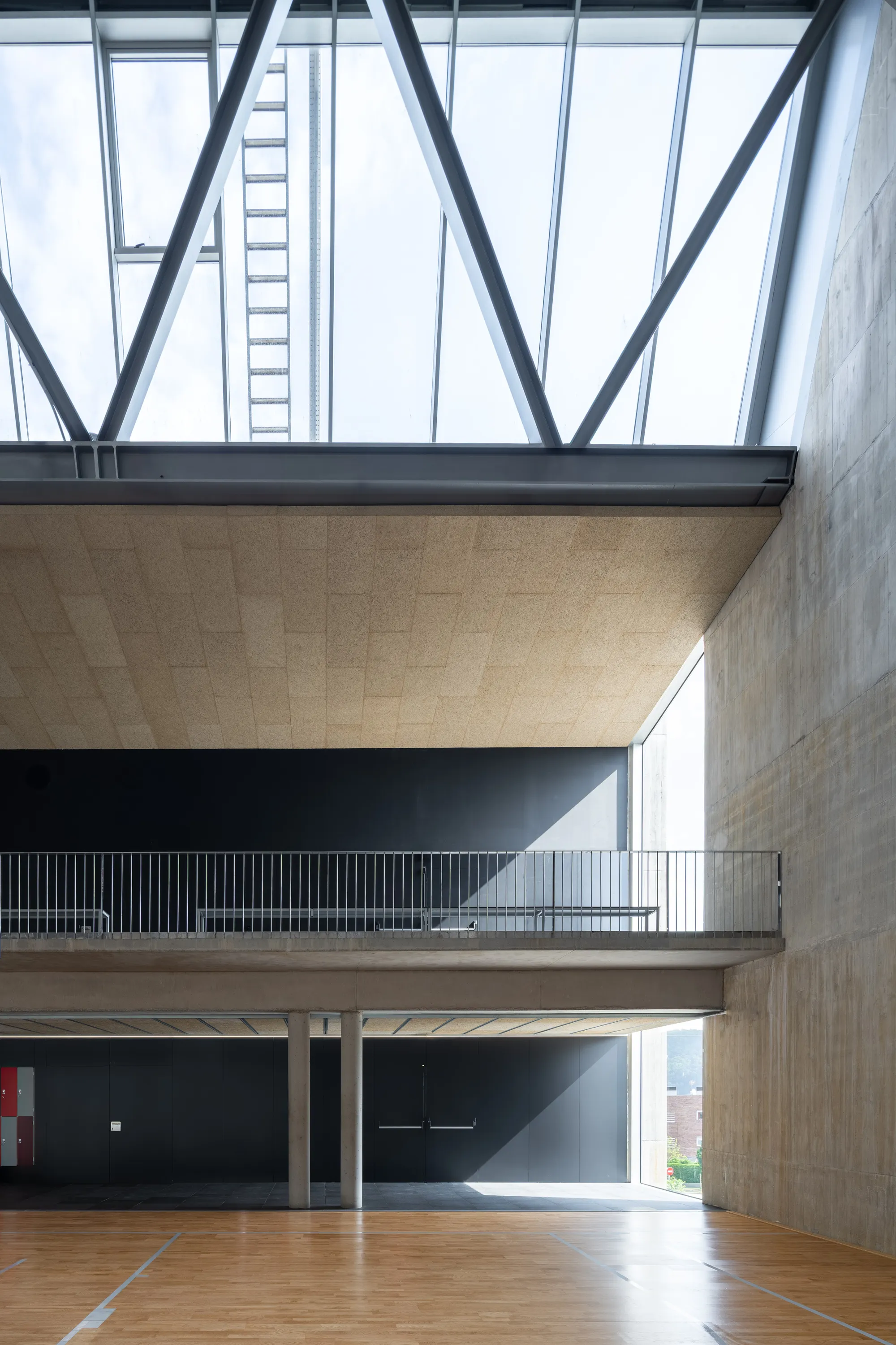 Tabuenca & Leache Stack a Sports Court Over a Pool in San Sebastián's Altza Neighborhood