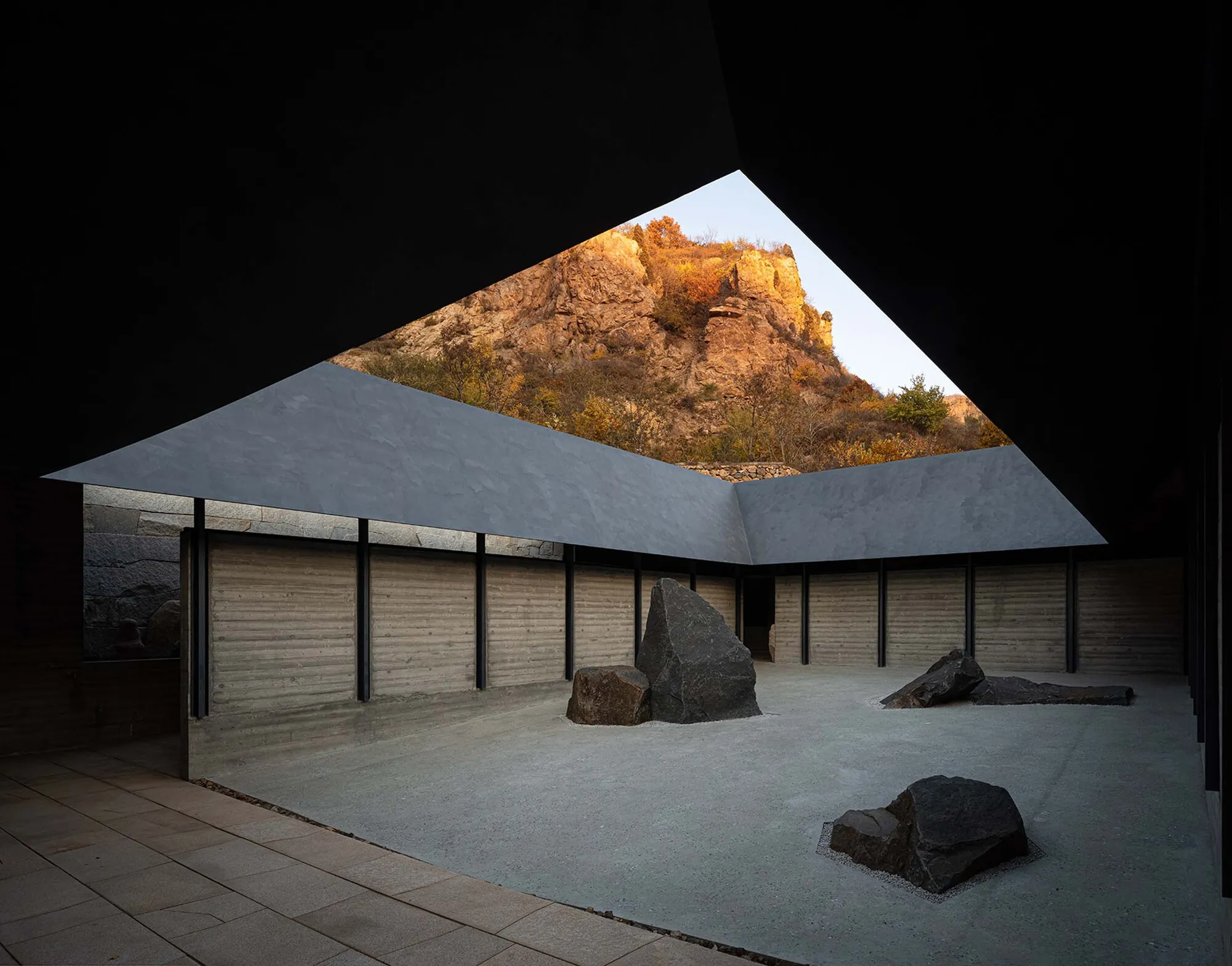 Atelier Deshaus Carves a Meditation Cloister into an Abandoned Coal Mining Valley Near China's Great Wall