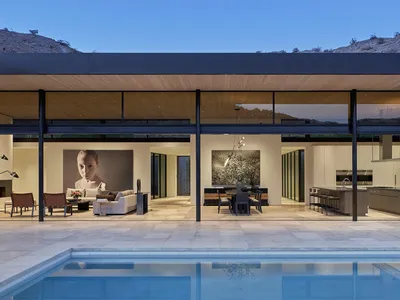 o2 Architecture Branches a Zero-Energy Desert Home Around Courtyards in Palm Desert