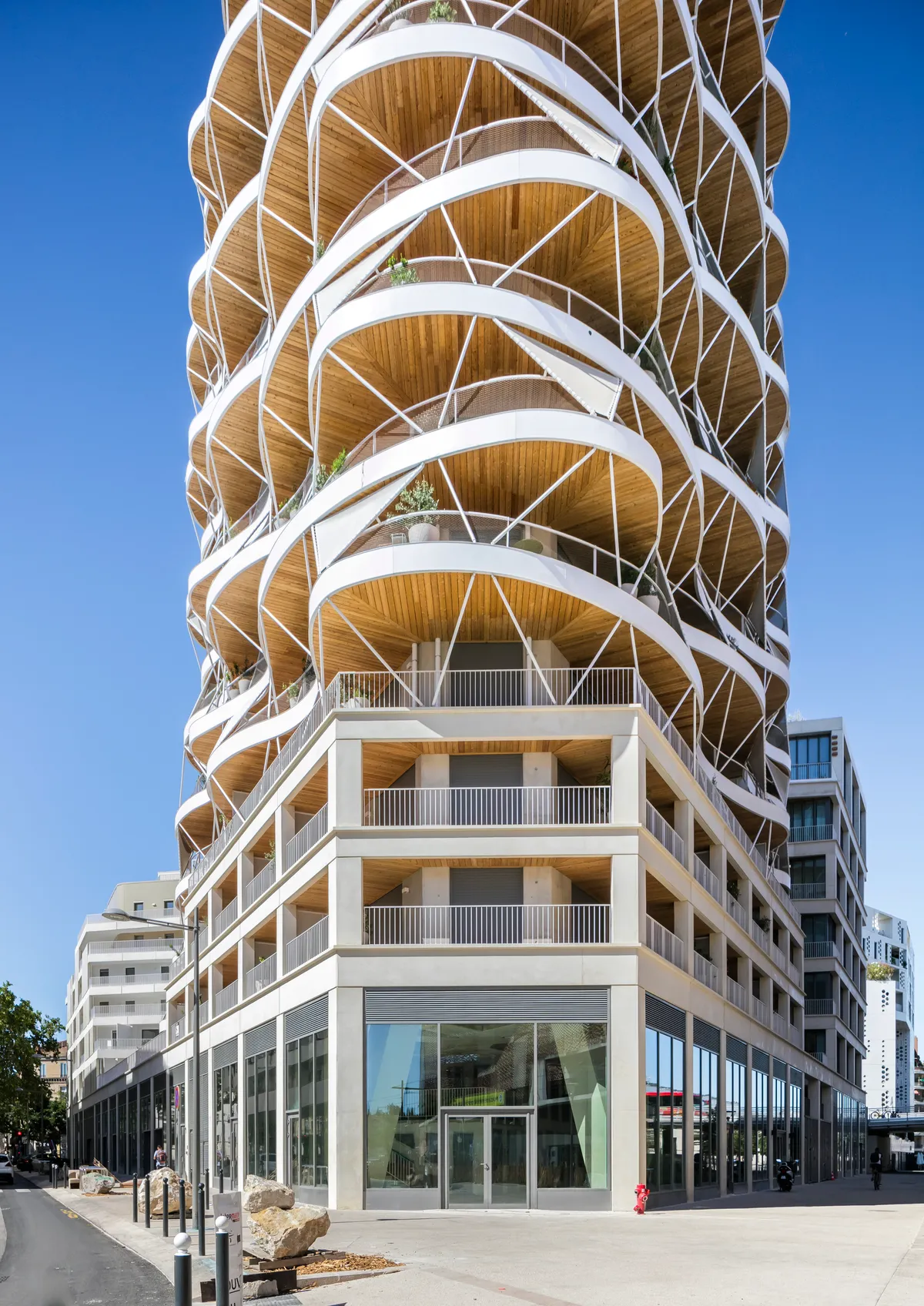 Brenac & Gonzalez Twist a 57-Meter Tower into Montpellier's Former Rail Yards
