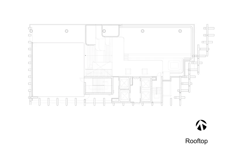 Rooftop floor plan showing a pool area, stair core, and service rooms along the perimeter