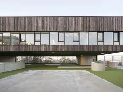 Dominique Coulon Stacks a School in Joyful Chaos on a Villejuif Reservoir Site