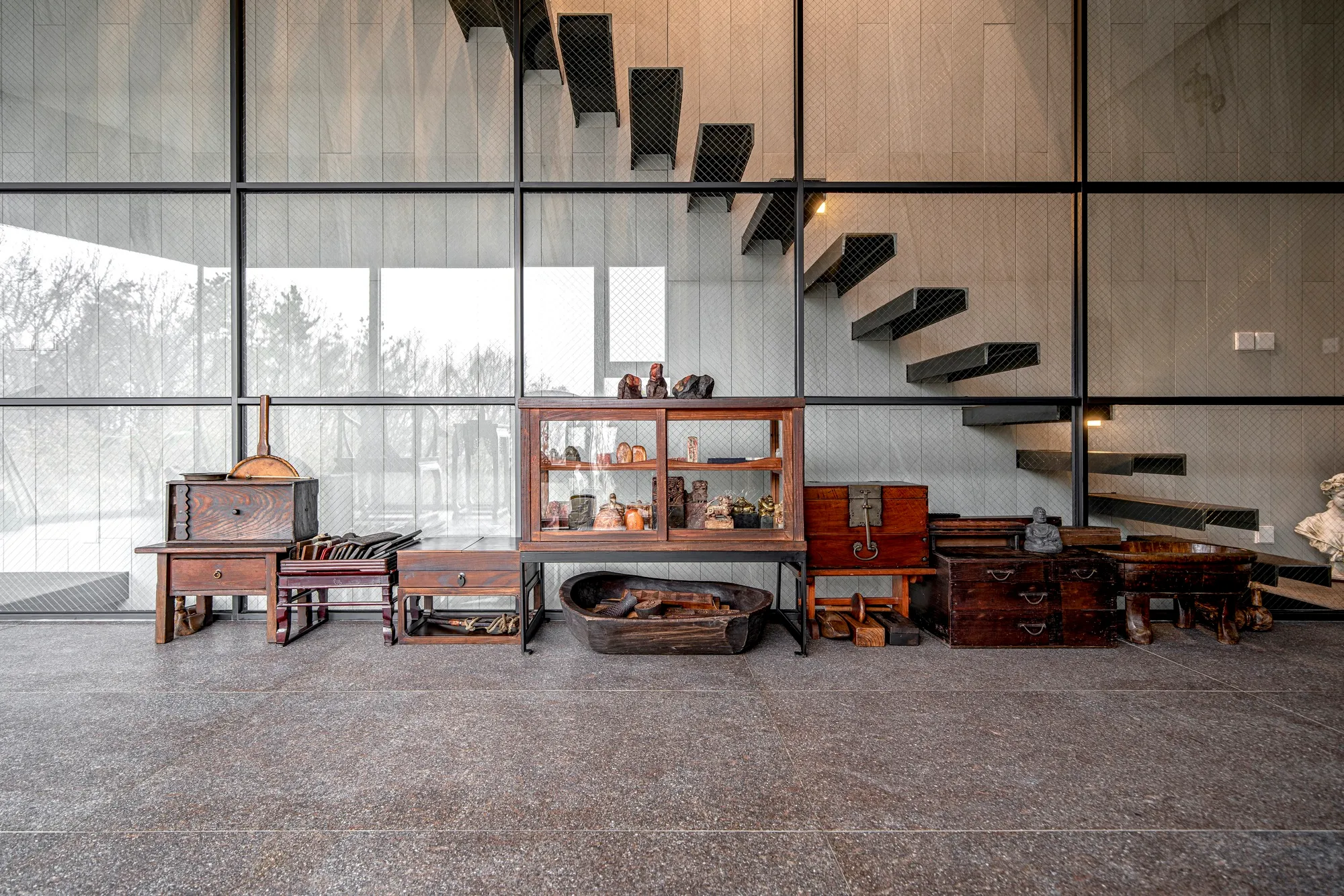LKSA Extends a Hillside Home in Gwacheon with a Brick Annex Built for Views