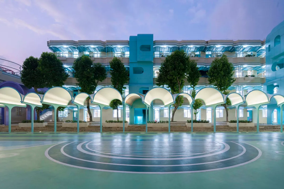 Atelier cnS Plugs Arched Micro-Worlds into a Foshan Primary School to Blur Campus and Park