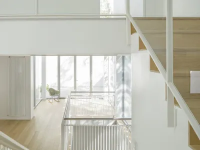 Calmm Architecture Replaces a Tiny Warehouse with a Light-Filled Townhouse in Boulogne-Billancourt