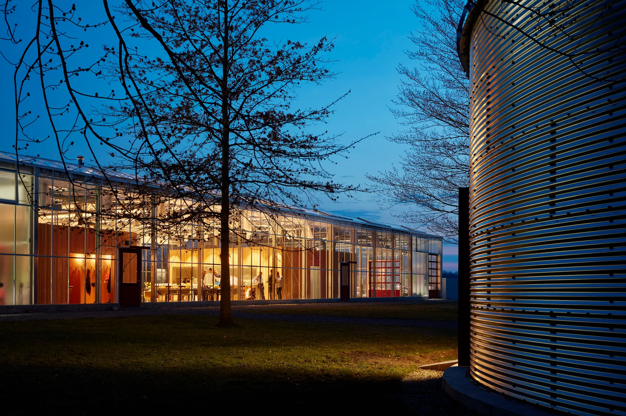 Wheeler Kearns Architects Grows a Working Greenhouse That Doubles as a Dining Hall on a Michigan Farm