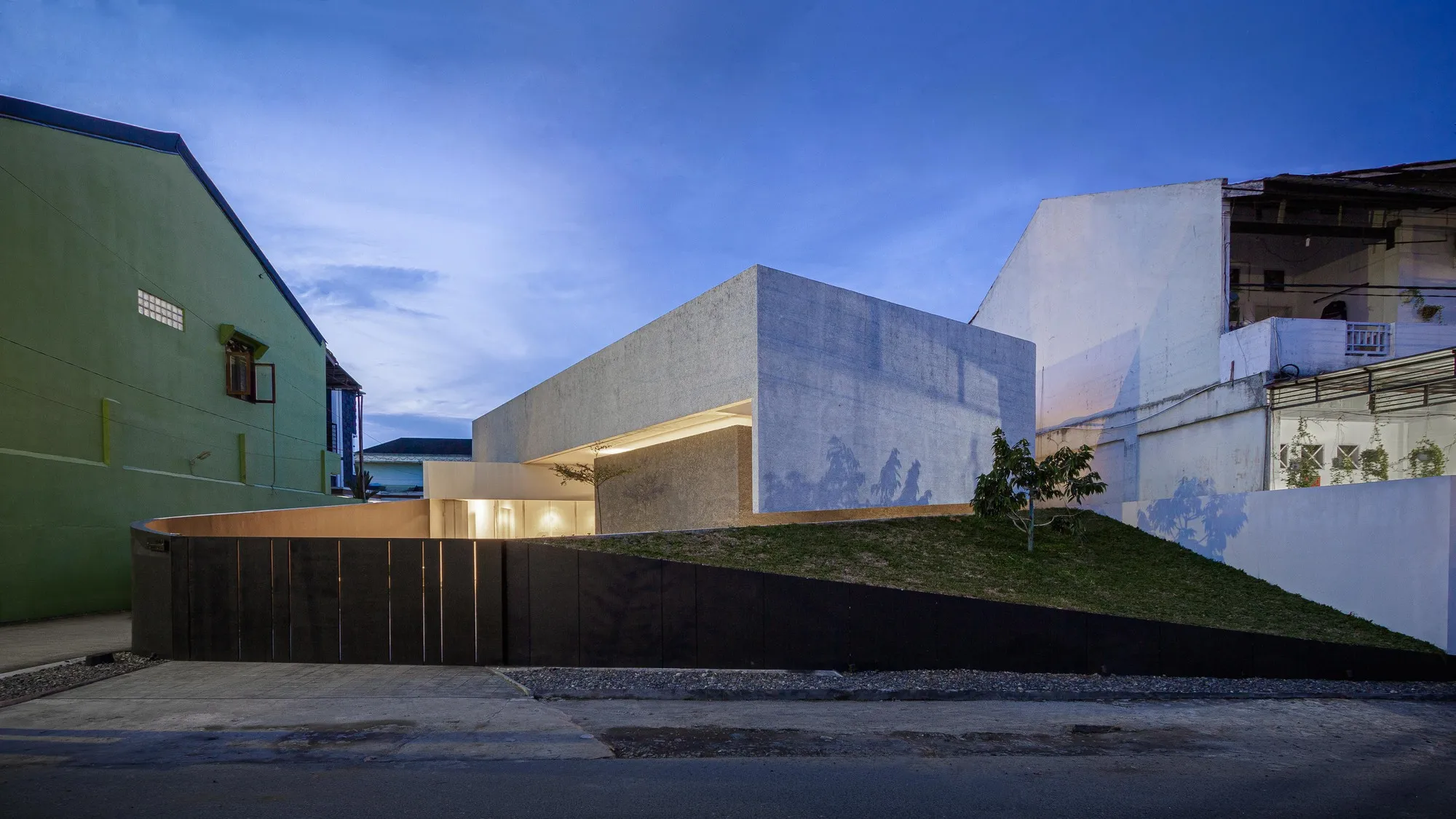 Studio Entitas Wraps a Medan Family Home Around Courtyards That Keep Six People Connected