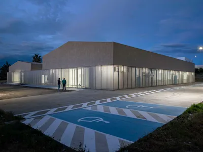 DUNAR Arquitectos Wraps Old Warehouses in a Dual-Purpose Skin to Build a Tech Incubator in Mérida