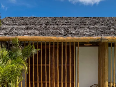 Tadu Arquitetura Transforms a Jericoacoara Nightlife Landmark into a 33-Room Coastal Hotel