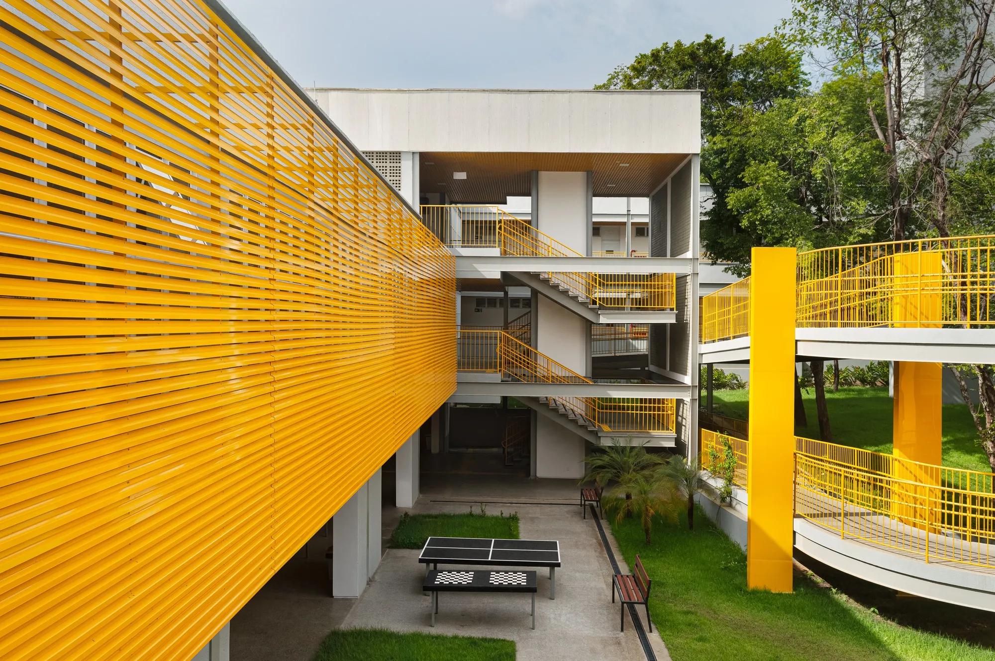 Rômulo Marques-Carvalho and Ana Lucia Silveira Build a 1,000-Student Environmental School Inside a Teresina City Park
