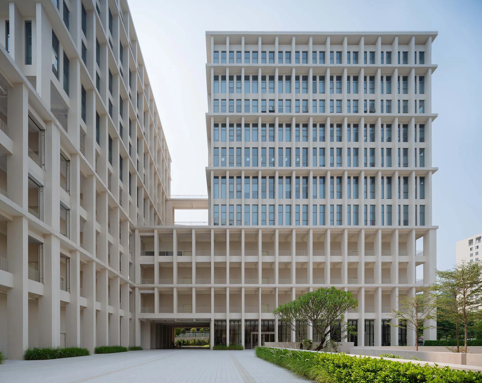 Atelier L Channels Guangzhou's Qilou Arcades into a 60,000 m² Industrial Campus