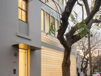 Ian Moore Architects Turns a 156-Year-Old Sydney Corner Shop into a Glass Brick Residence
