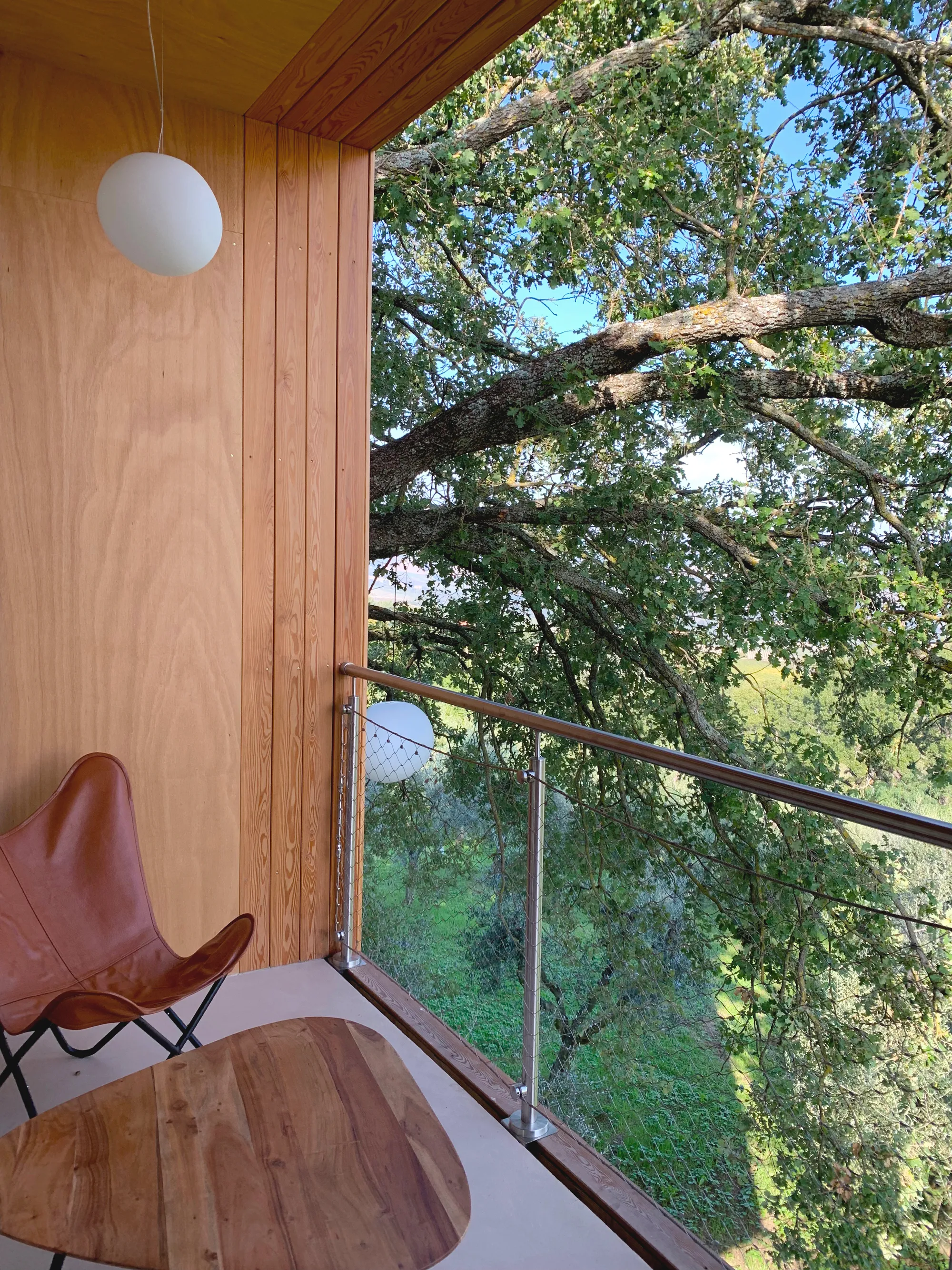 Mila Builds a Luxury Treehouse Hotel Room Without Touching the Tree in Tuscany