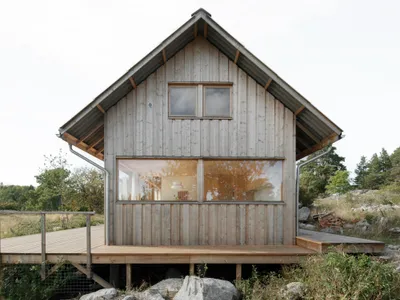 Mikael Bergquist Builds a Boat-Access-Only Retreat for Two Artists on a Stockholm Archipelago Island