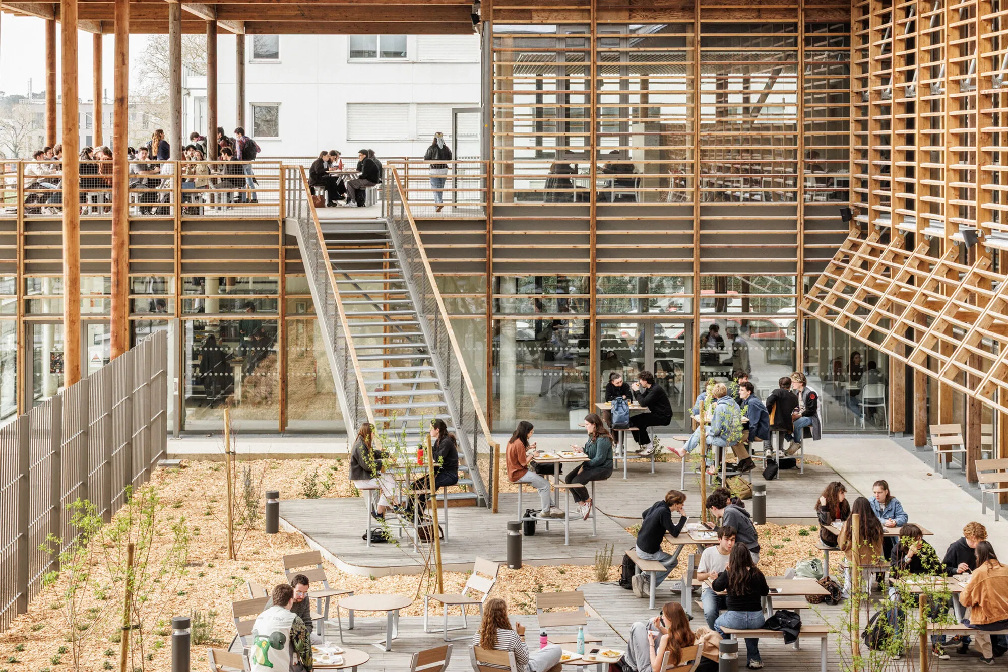 BPM Architectes Wraps a 2,000-Meal Student Restaurant in Timber Lattice on a Talence Campus