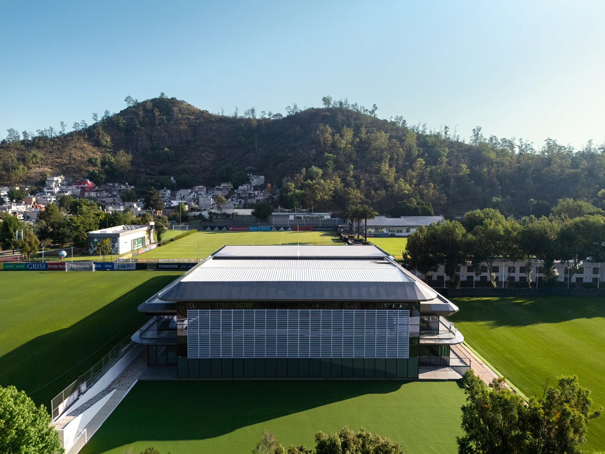 Gensler Rebuilds Mexico's Football Campus Around a Spine of Wellness and Recovery
