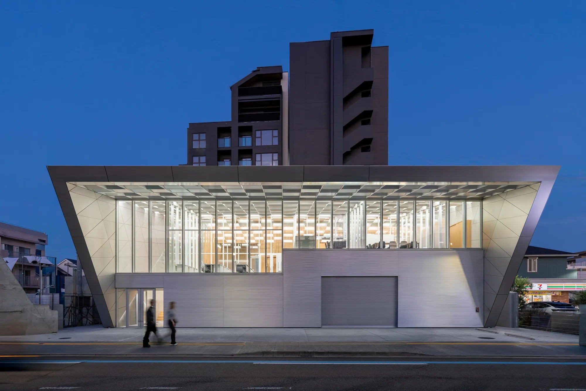 T2P Architects Office Channels the Logic of a Lightning Rod into a Sendai Branch Office