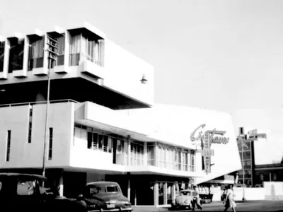 Walter Weberhofer's Cine Tauro Brought Brazilian Modernism to the Heart of Lima