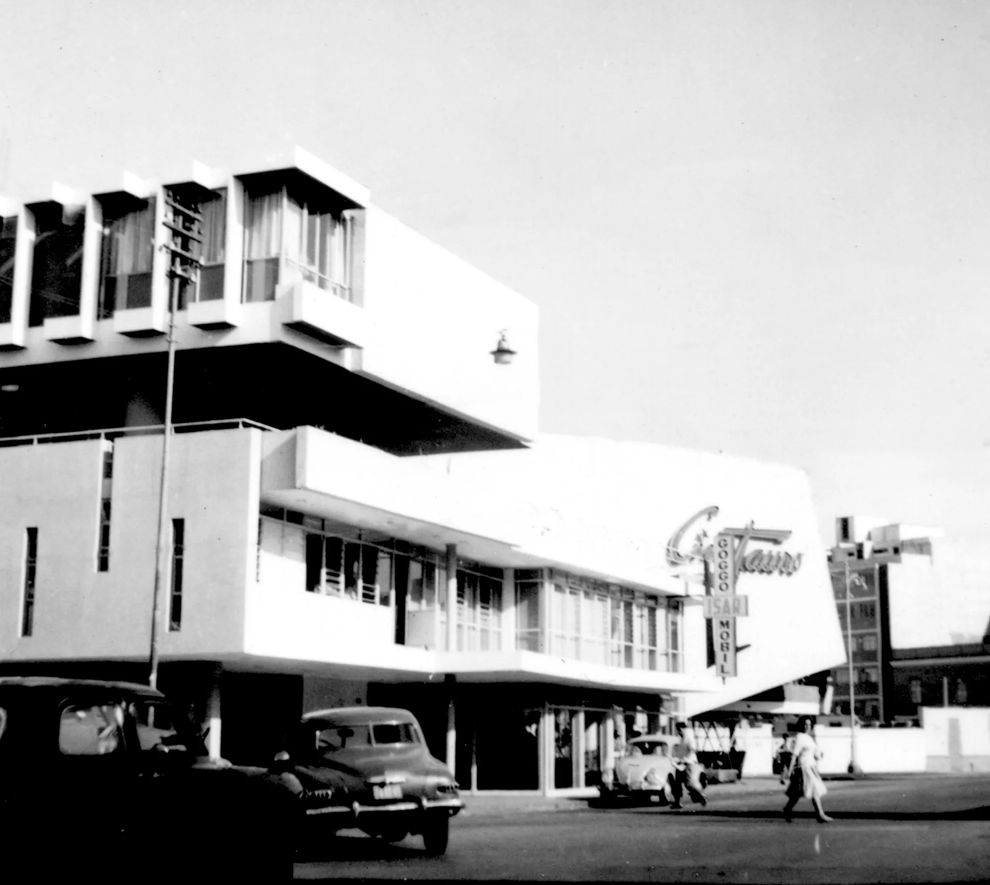 Walter Weberhofer's Cine Tauro Brought Brazilian Modernism to the Heart of Lima