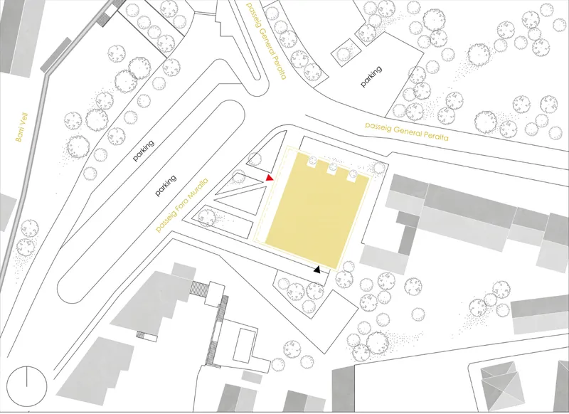 The site plan shows the library positioned within a landscaped urban plot with separate public and staff access points.