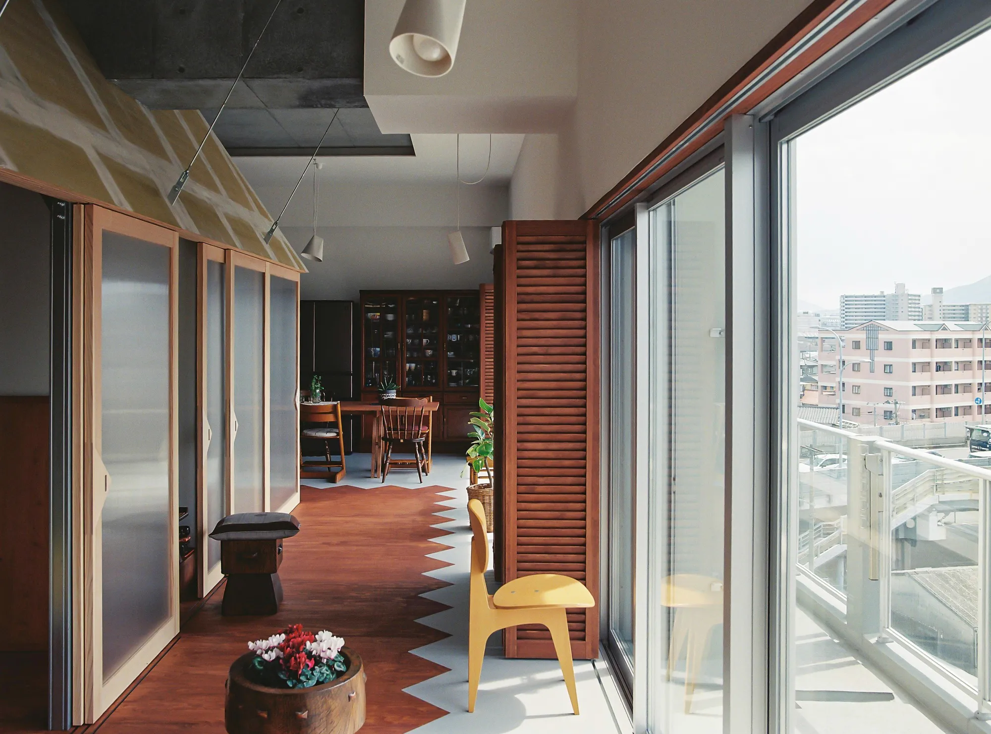 KUMA & ELSA Builds a House Inside an Apartment to Reimagine the Japanese Engawa in Fukuoka