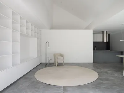 BLOCO Arquitetos Carves Three Cuts into a Narrow Brasília Row House to Shape Light and Volume