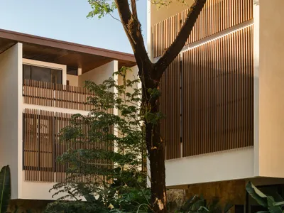 FAMM Arquitectura Organizes Ten Villas Around Courtyards and Jungle in Nosara, Costa Rica