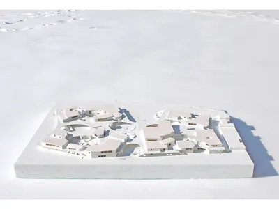 A Moving School