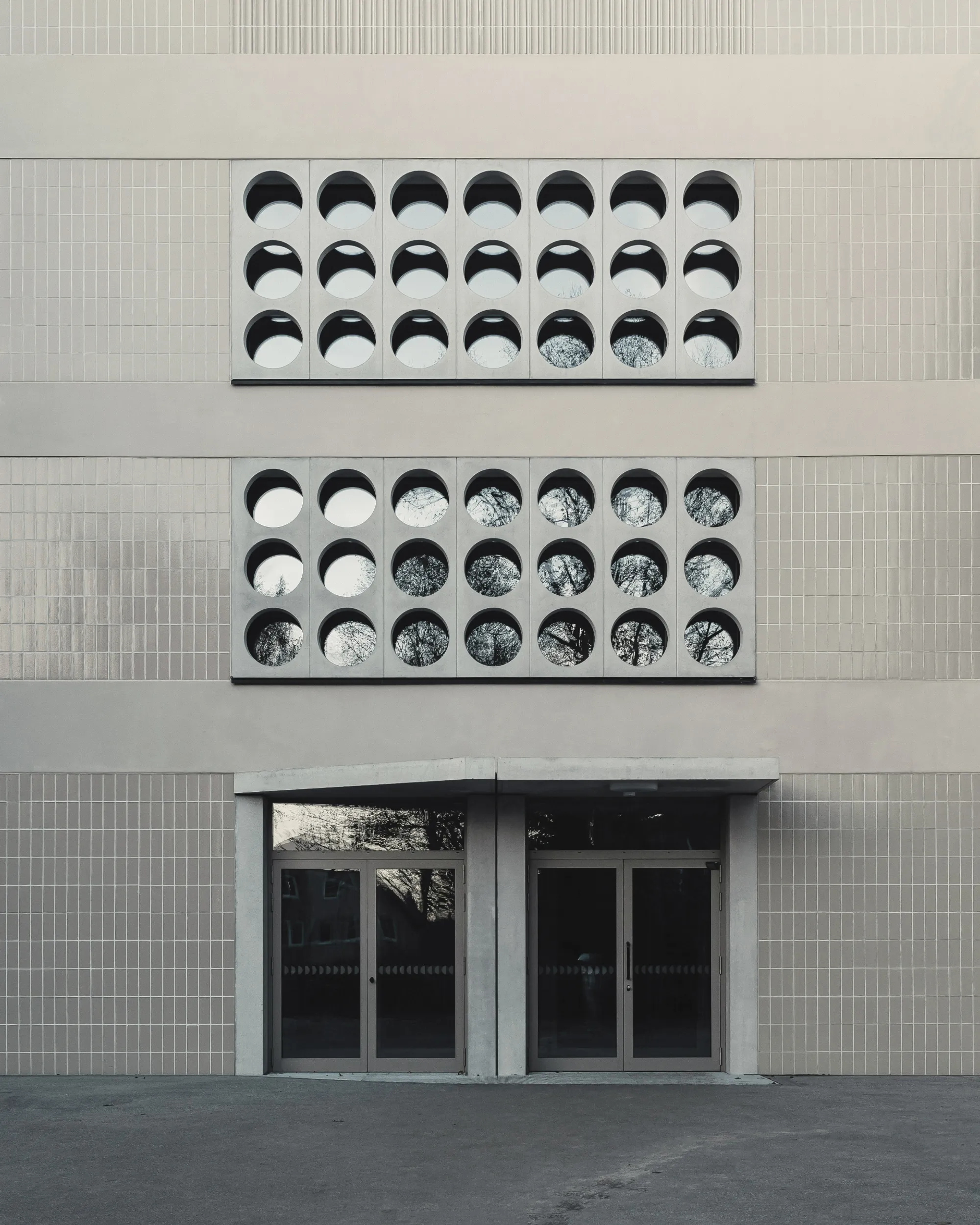 AFF architekten Extends a Cold War School in Berlin with a GDR-Inflected Concrete Addition