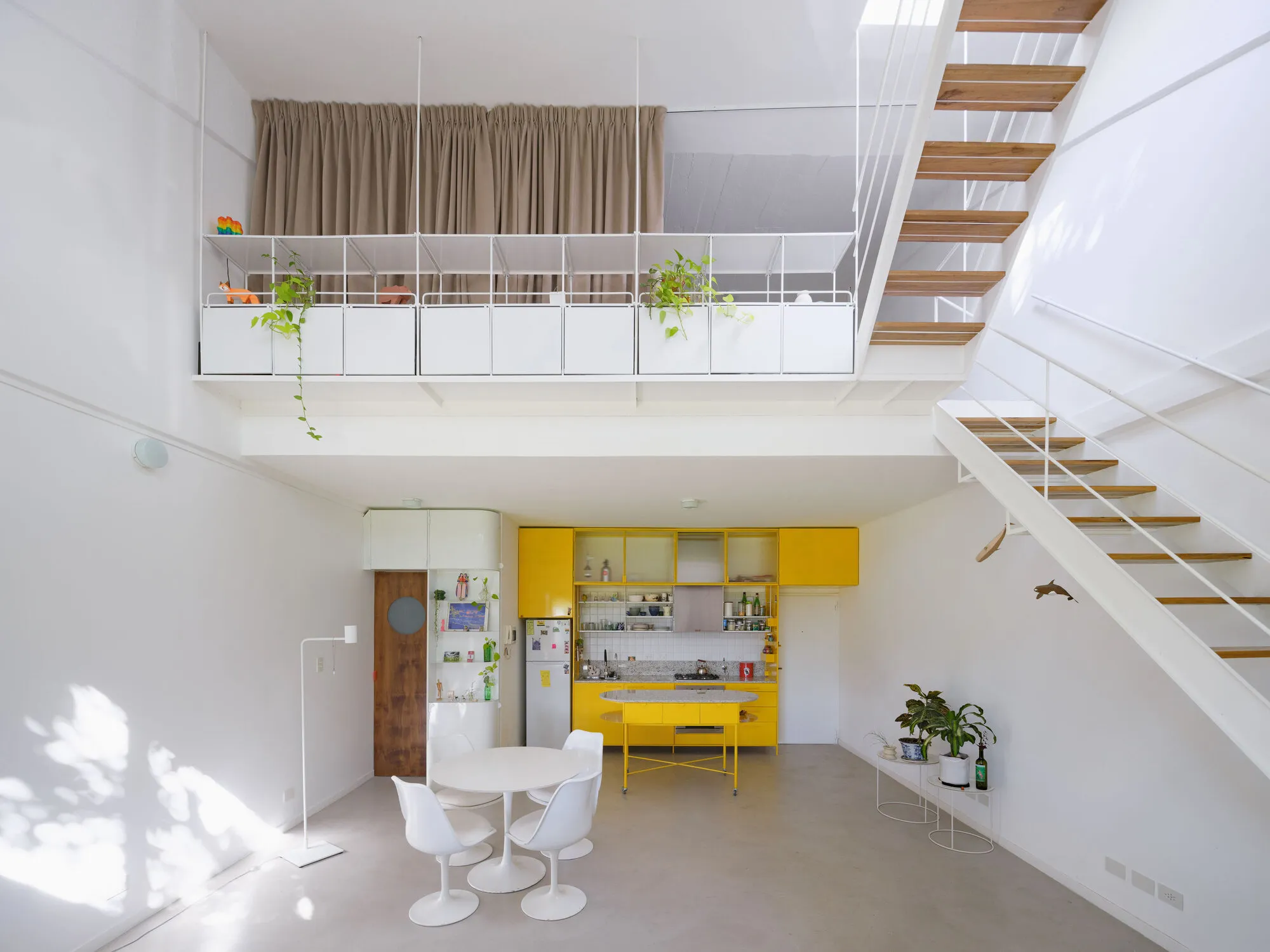 Morsa Taller and Pablo Giterman Stack a Glass Pavilion on a Buenos Aires Factory Rooftop