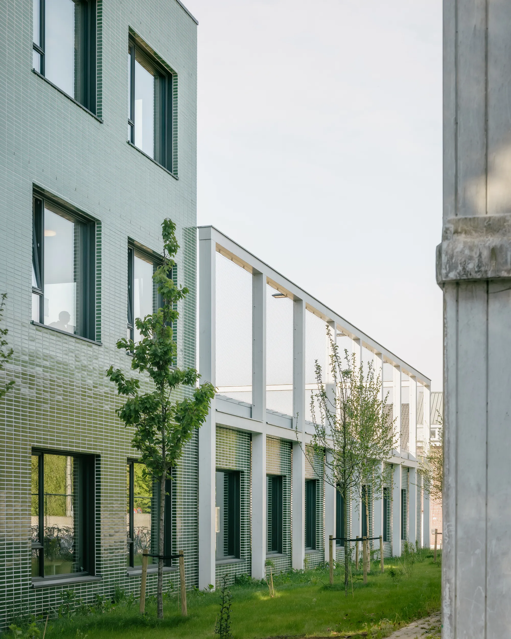 LOW Architecten Builds a School Around a Sheltered Garden for Children with Autism in Belgium