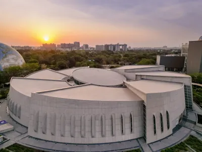 INI Design Studio Coils a Nautilus-Shaped Aquarium into Ahmedabad's Arid Science City