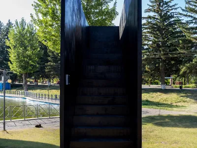 Alberto Collet and MEDS Build a Mirror Pavilion That Reflects Armenia's Fortified Past