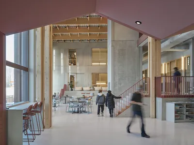 Studio Ard Hoksbergen Builds the Netherlands' First Purpose-Built Agora School in Amsterdam North