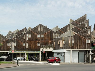 Iwona Buczkowska revisits Cité Pierre Sémard in Seine-Saint-Denis, France