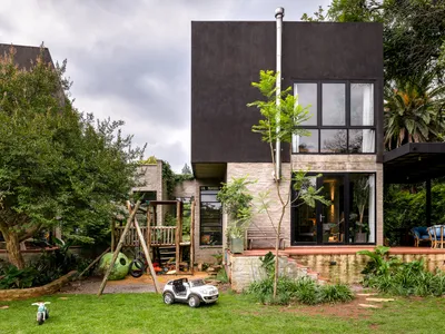 Kalm Residence: A Contemporary Co-Housing Sanctuary in Linden by Two Five Five Architects