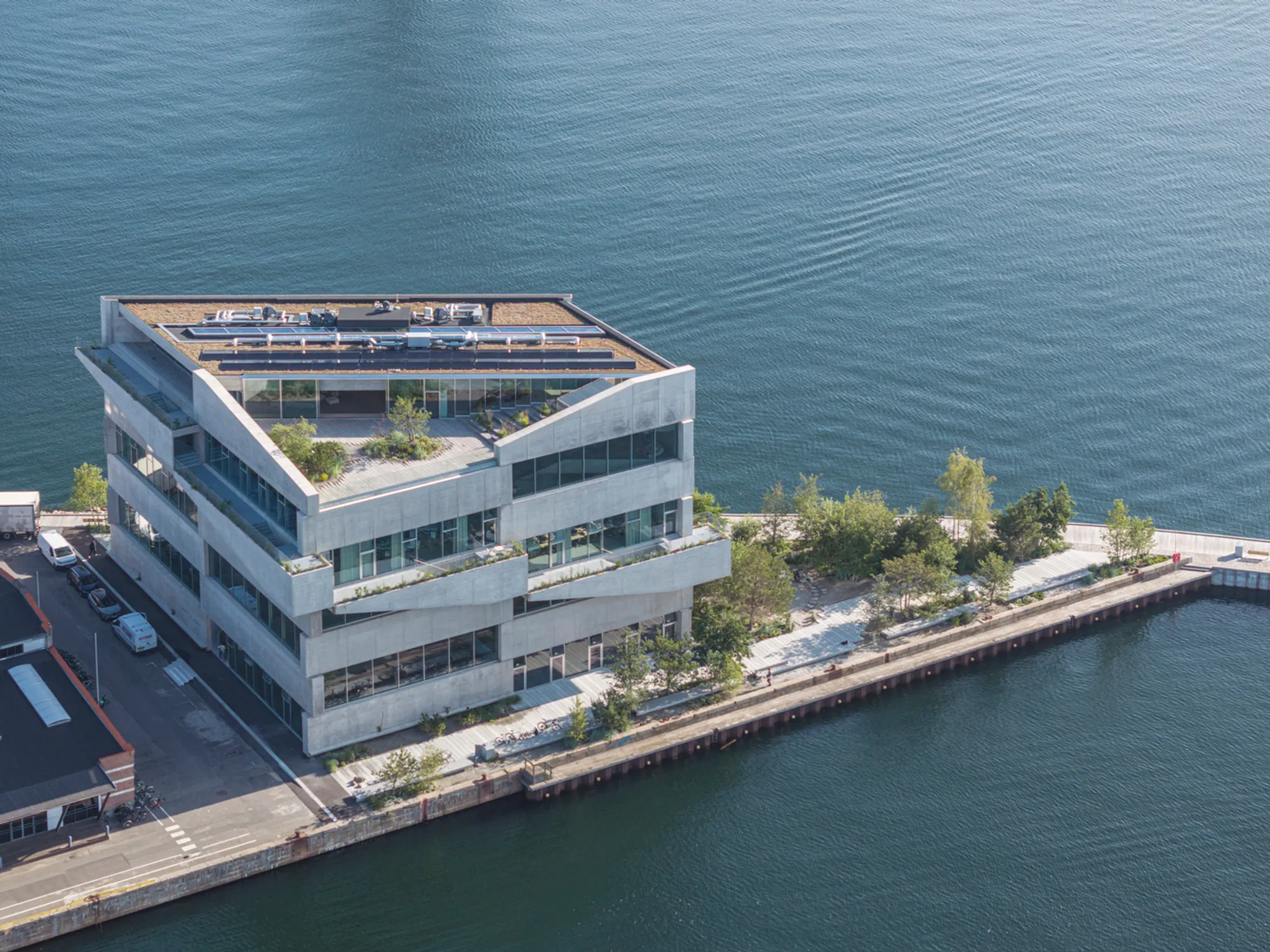 Piranesian Headquarters & Coastal Park: BIG’s LEAPP-Driven Landmark in Copenhagen