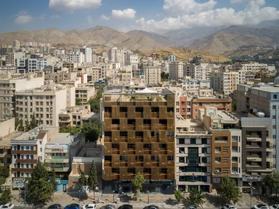 Sarv Office Building by Tamouz Architecture: A Layered Façade Redefining Light, Privacy, and Urban Interaction