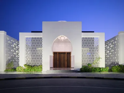 Sharjah Mosque by MJU Engineering Consultancy: A Modern Interpretation of Islamic Architecture